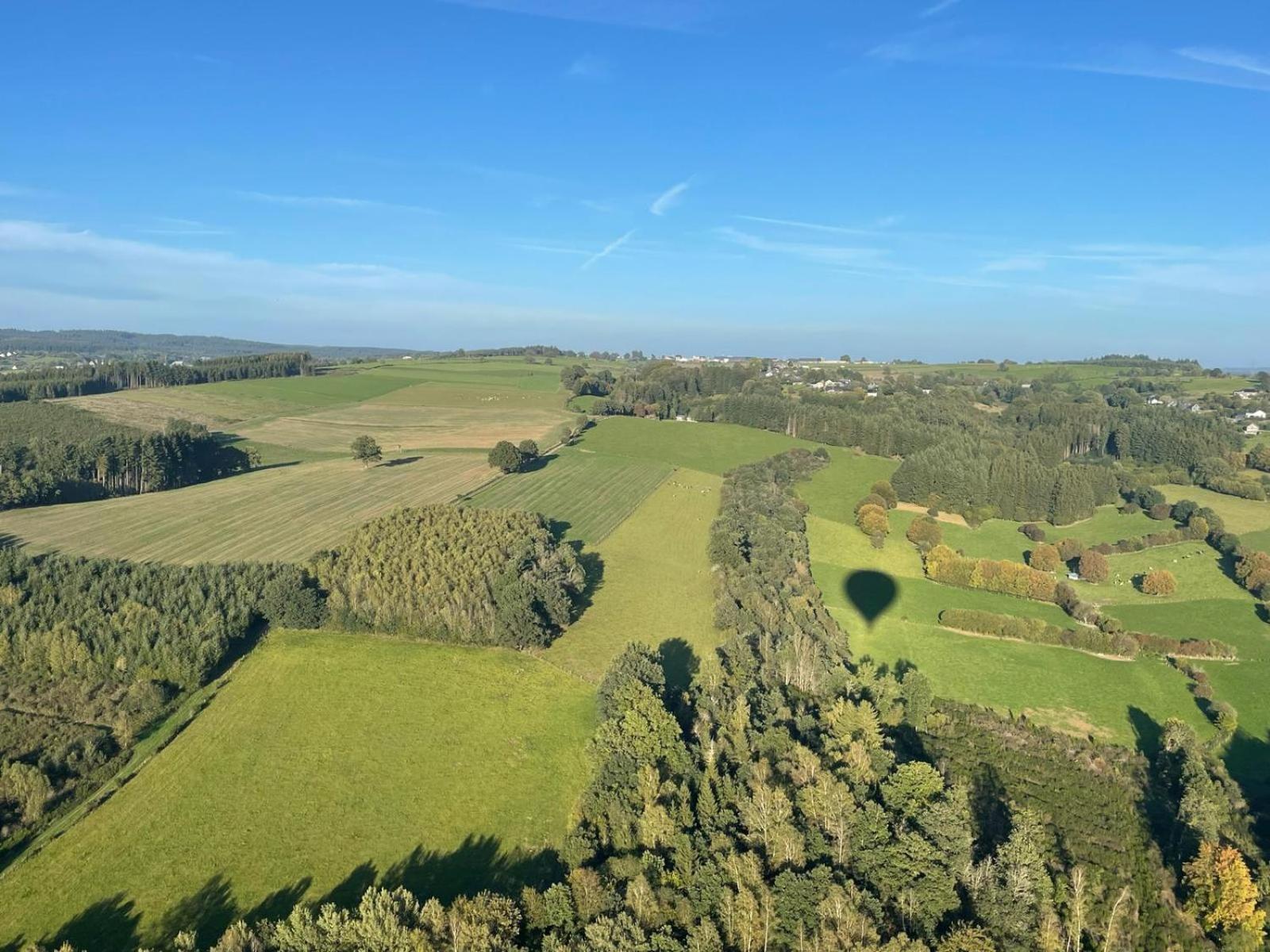 La Clef Des Champs Lägenhet Houffalize Exteriör bild